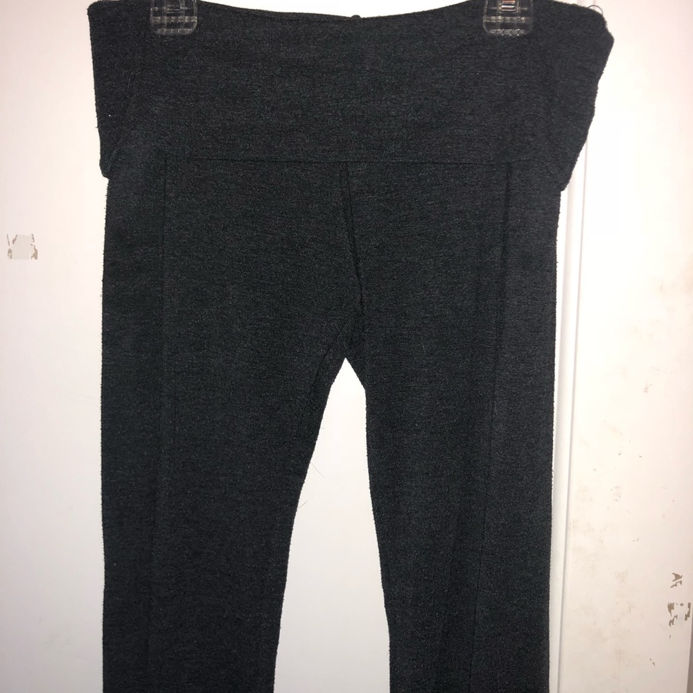 Grey Small SO LOW - Picture 2 of 4